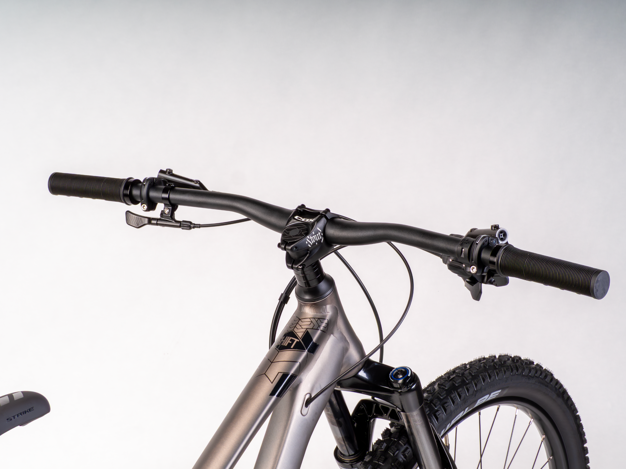 29 Shift 7.3 SX-12 RS Recon L метал черен